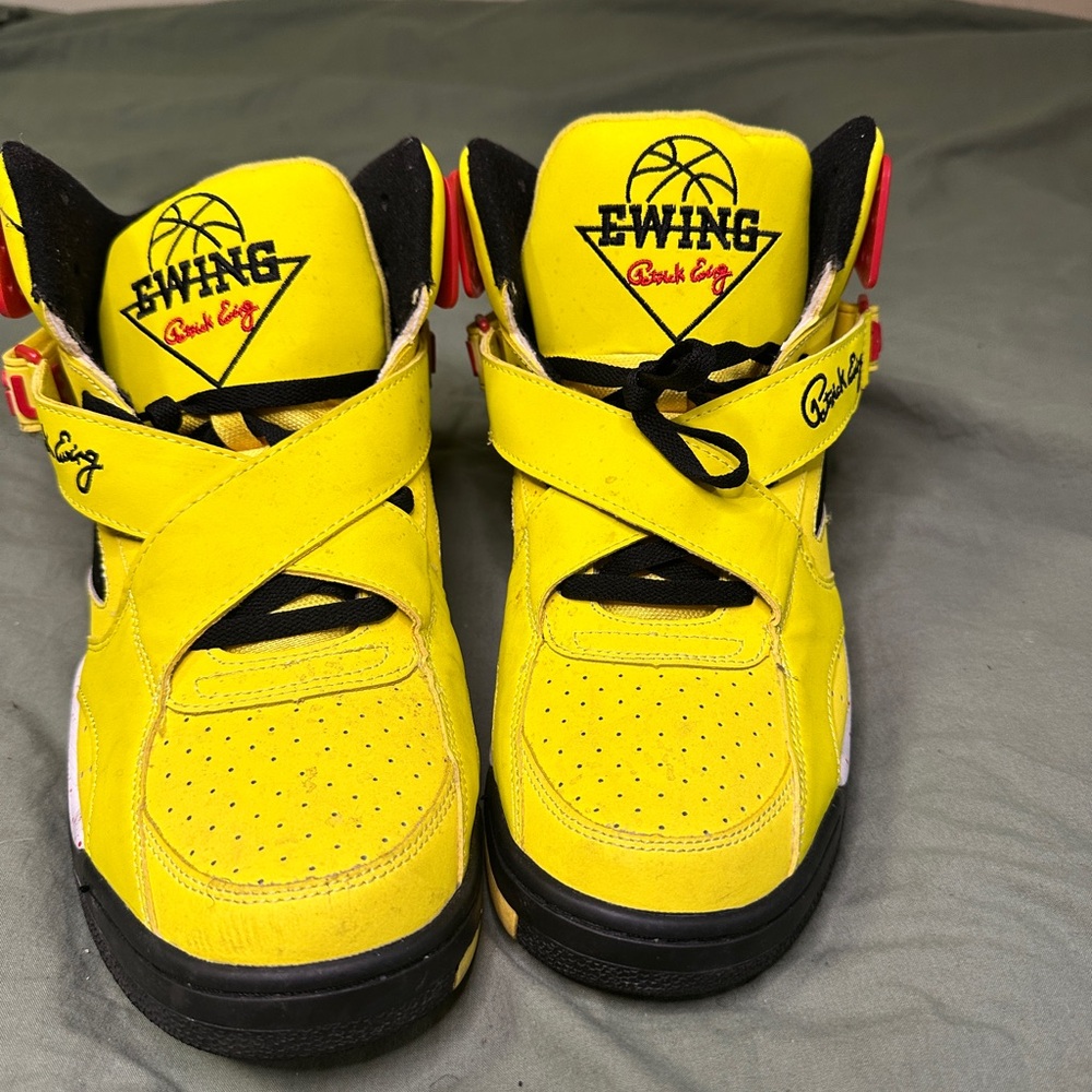 Men’s ROGUE Yellow/Black/Red Ewing size 13